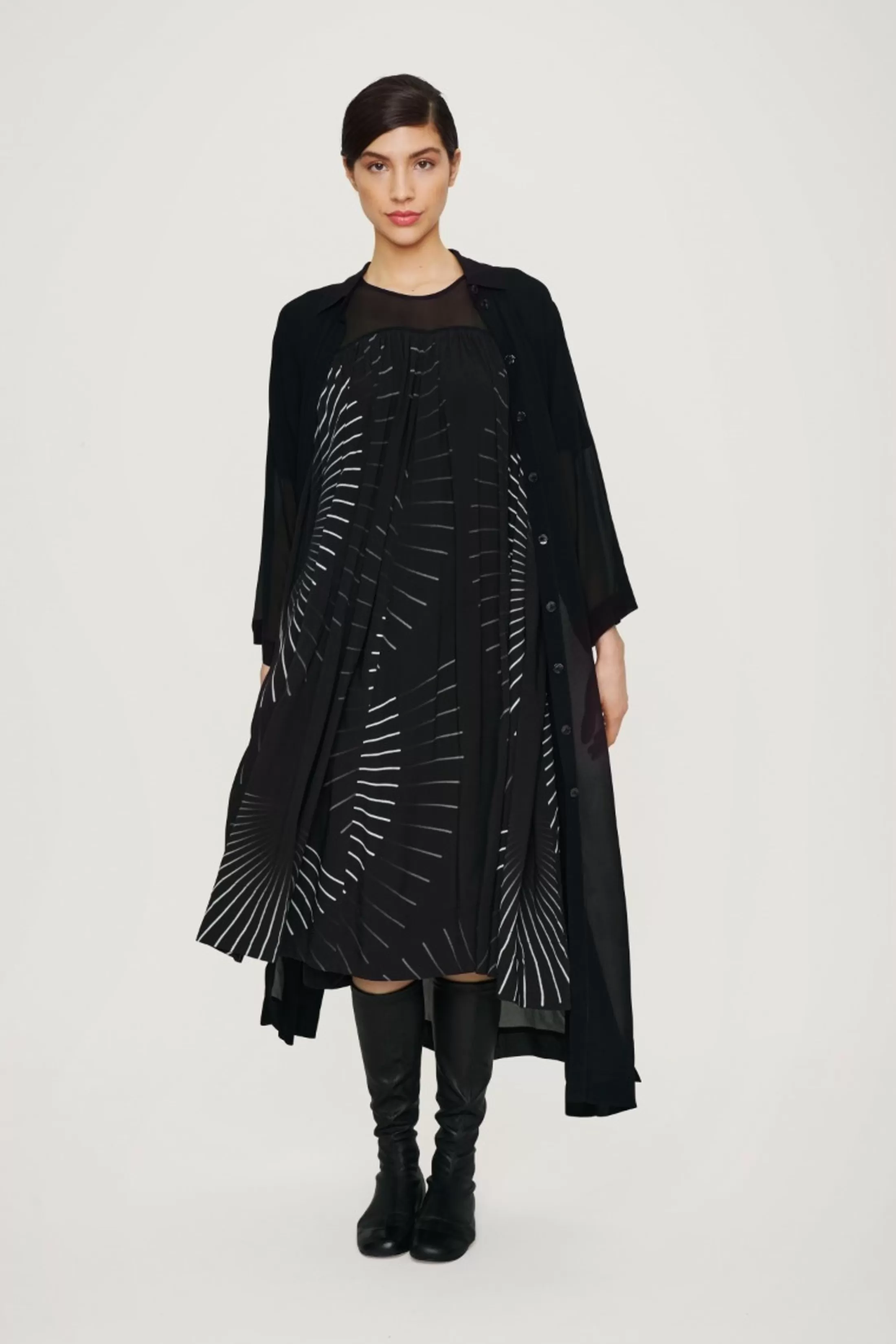 domino_fsc_kjole_3-1.webp Kjoler<BITTE KAI RAND Domino Fsc Kjole Lily White/Black Domino | Shell/Coral Domino | Colour Dream