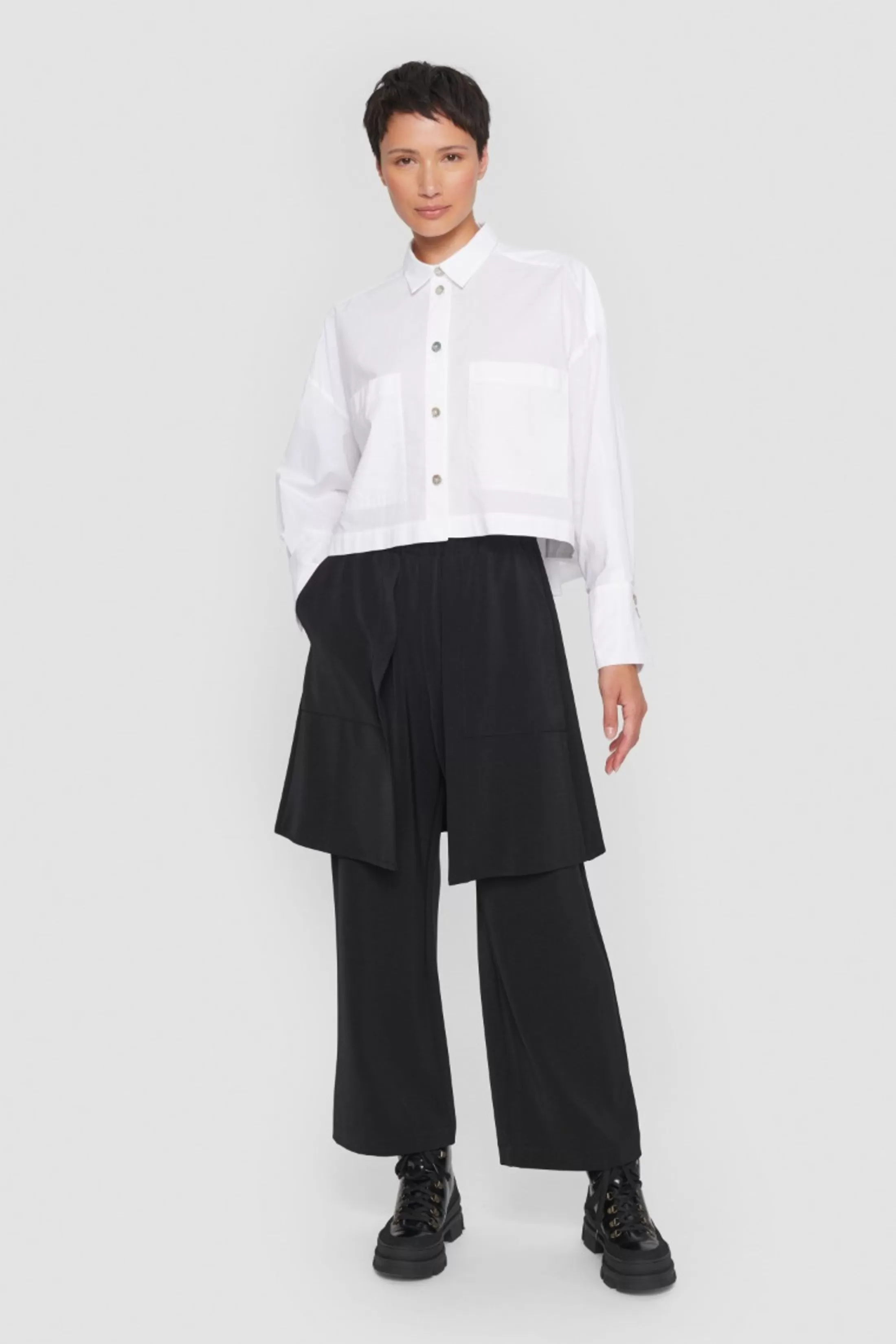 sakura_stretch_culotte_bukser_3-1.webp Bukser<BITTE KAI RAND Sakura Stretch Culotte Bukser Black